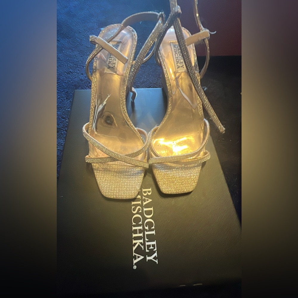 8.5 Badgley Mischka Formal Shoes